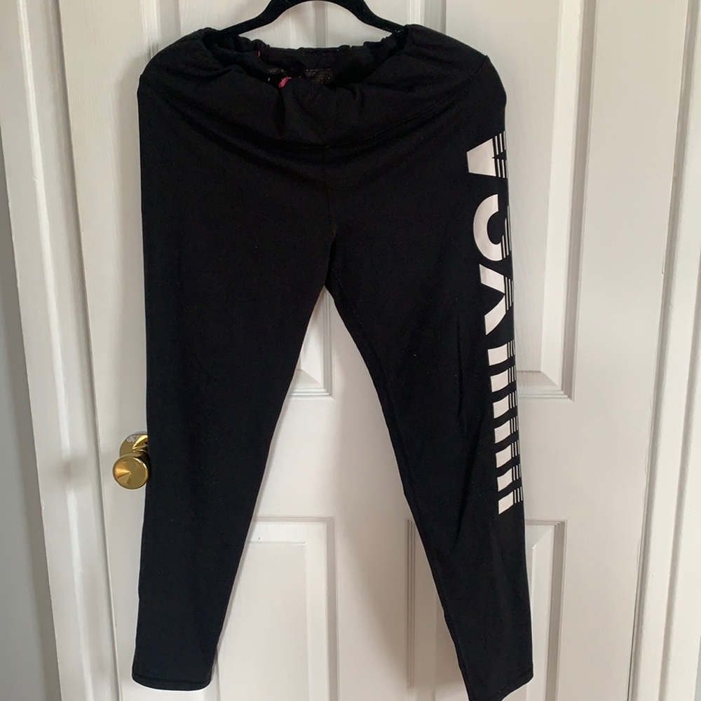 Victoria’s Secret Sport leggings